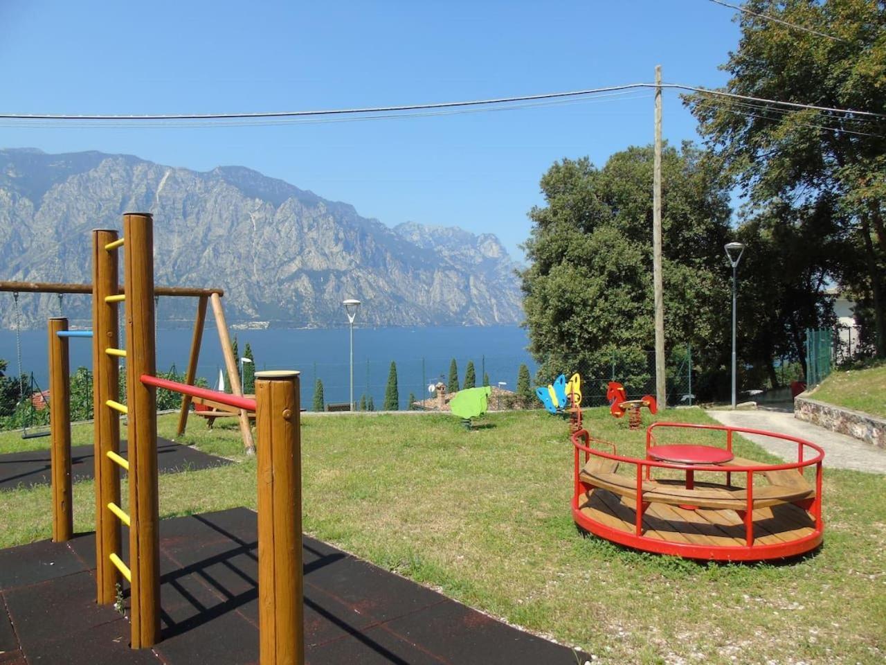 Finestra Sul Lago Malcesine Apt Riva Екстериор снимка